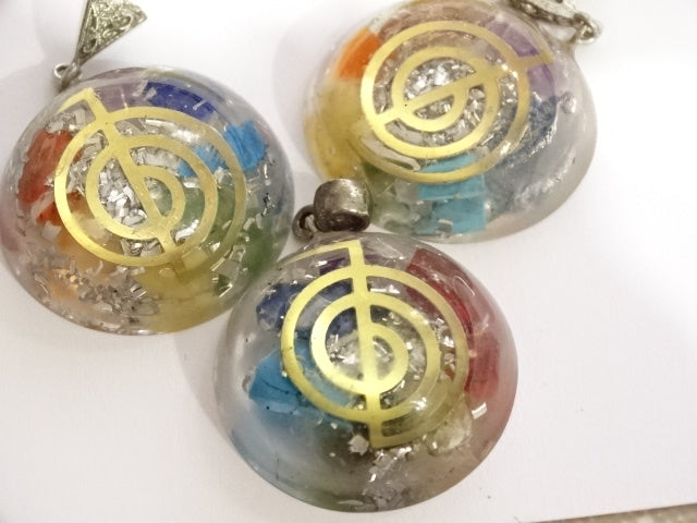 Various 'Orgonite Power Pendants'