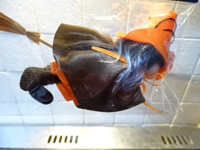 Winnie Witches  Halloween / Home Decor
