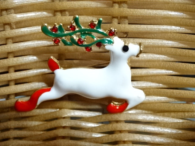 Various Styles / Designs Festive Brooches