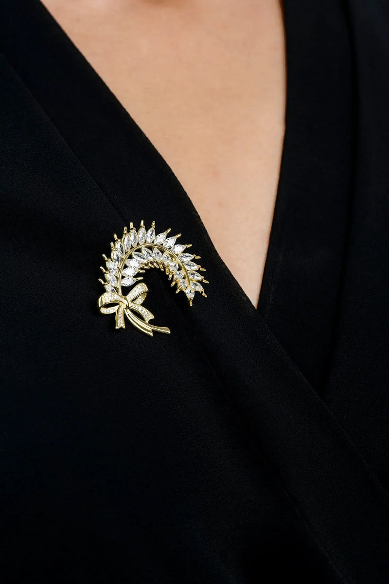 Tied Ribbon Laurel Leaf Brooch Gold
