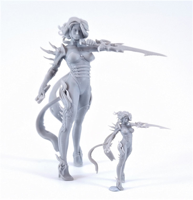 Dark Elf Assassin Figurine
