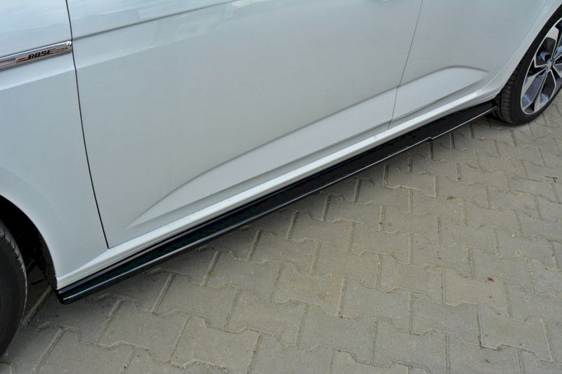 Maxton Design - SIDE SKIRTS DIFFUSERS RENAULT MEGANE MK4 HATCHBACK (2016-UP)