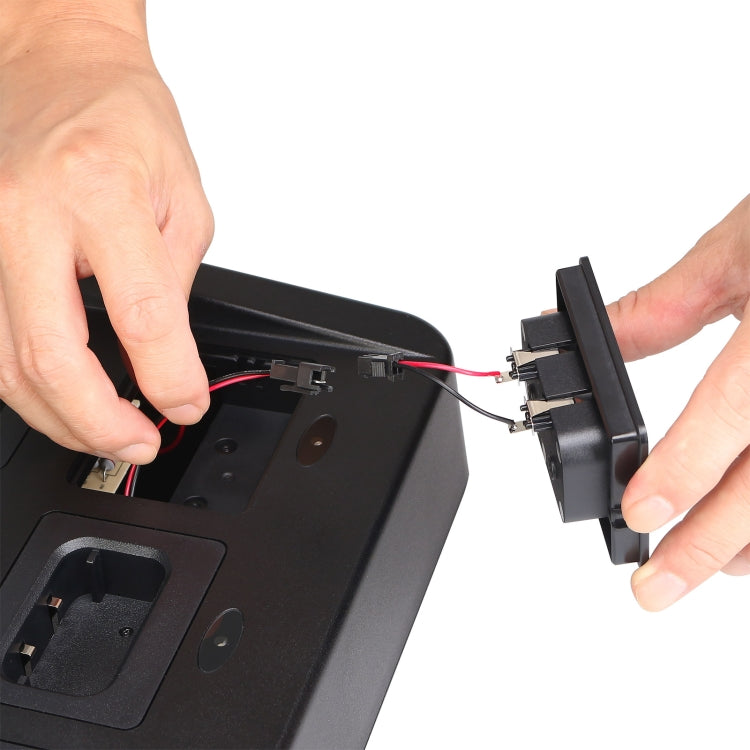 RETEVIS RTC48 Multi-function Interchangeable Slots Six-Way Walkie Talkie Charger for Retevis RT48/RT648, RTC48