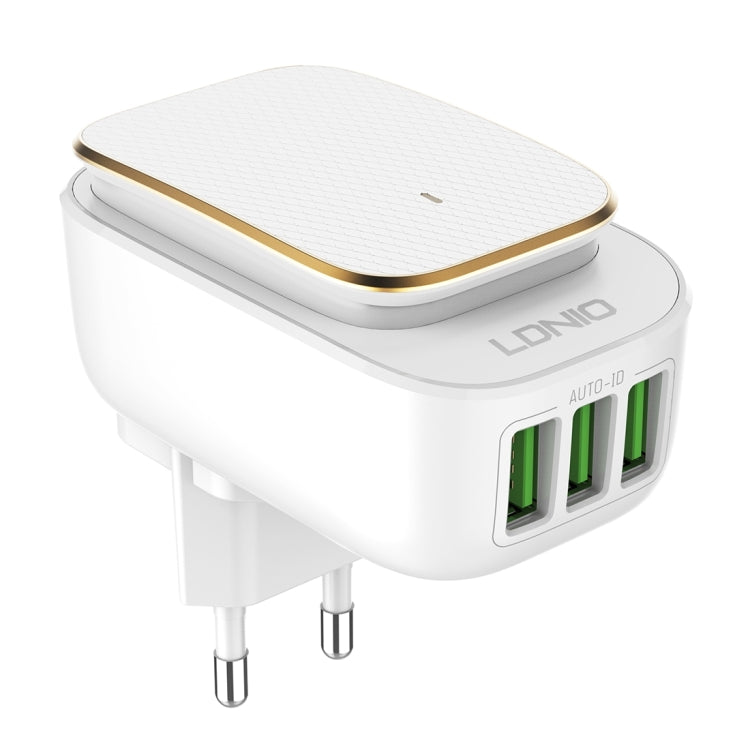 LDNIO A3305 3.4A 3 USB Interfaces Travel Charger Mobile Phone Charger, Support Touch LED Night Light, EU Plug,, Type-C / USB-C, Micro USB, 8 Pin