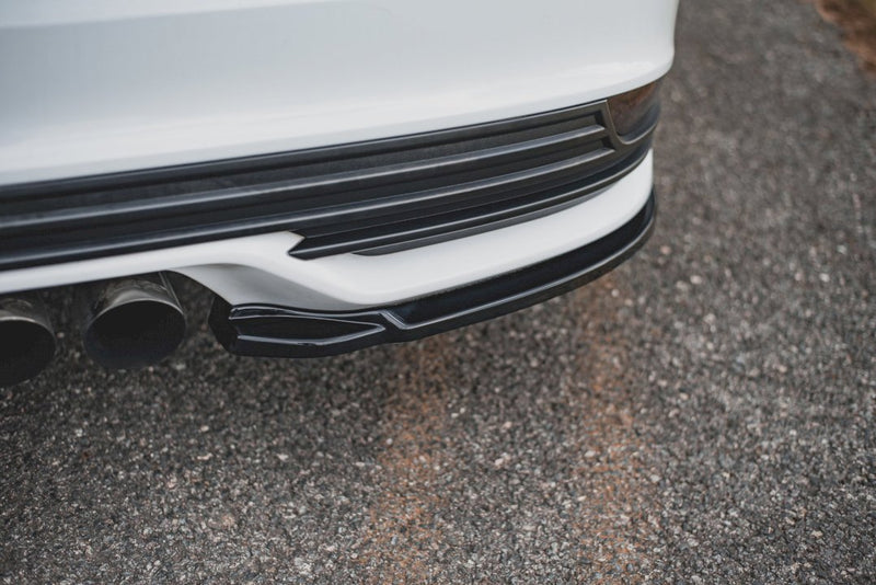 Maxton Design - REAR SIDE SPLITTERS V2 FORD FOCUS ST MK3 FACELIFT (2015-2018)