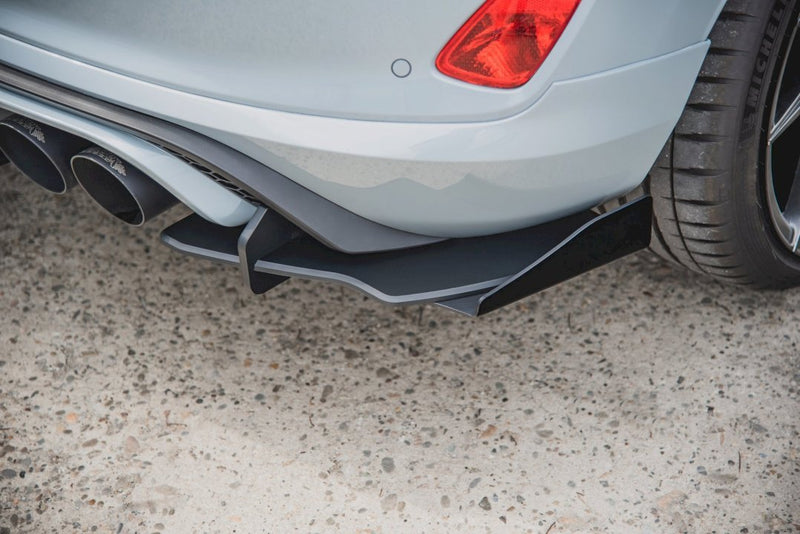 Maxton Design - STREET PRO REAR DIFFUSER(+FLAPS) FORD FIESTA MK8/8.5 ST (2018-2024)