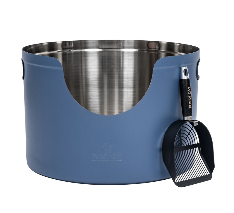 Fussy Cat - The Blue Litter Box, 48 Litres. With Litter Mat & Scoop.