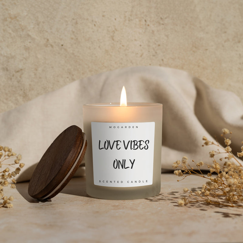 Girlfriend Candle - Luxury Vanilla Soy 220g | Love Gift
