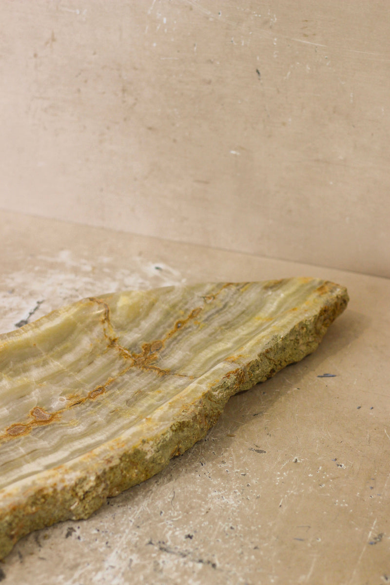 Premium Onyx Tray Raw Edge No 14