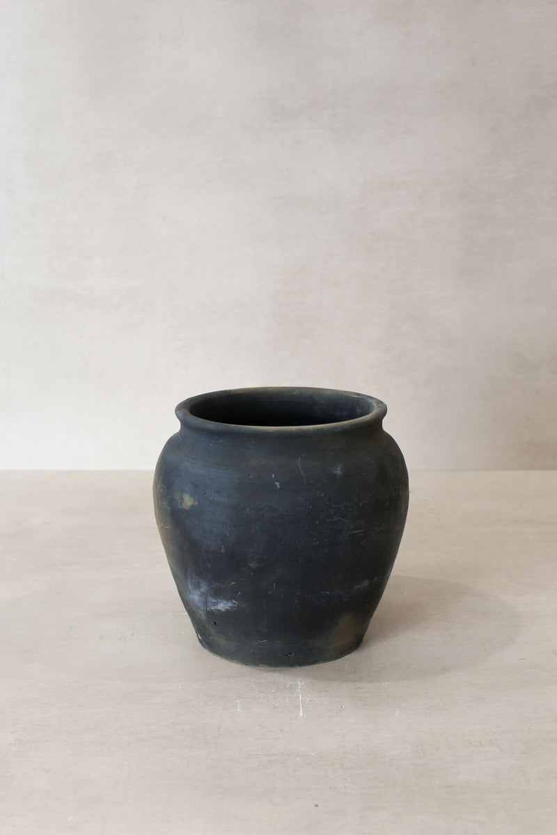 Vintage Dark Pot n° 49