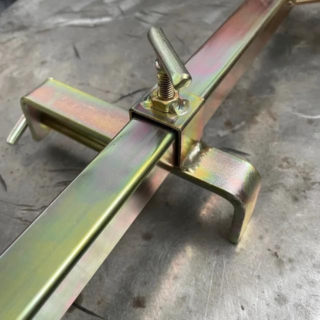 Gallows Bracket with Block and Profile Clamps