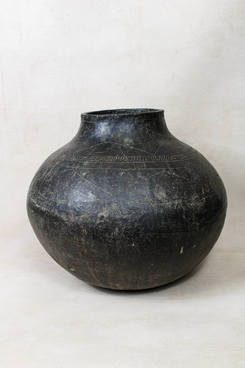 Vintage Shona Pot 61.4