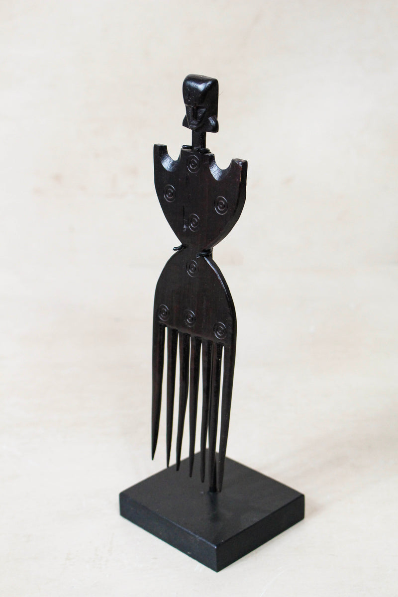 West African Carved Comb 240.4