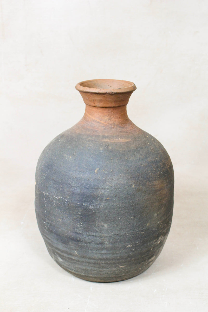 Antique Asian Rice Wine Vase n° 35