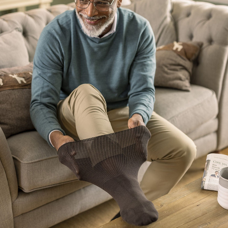 1 Pack Extra Wide Loose Fit Cotton Oedema Socks for Swollen Ankles