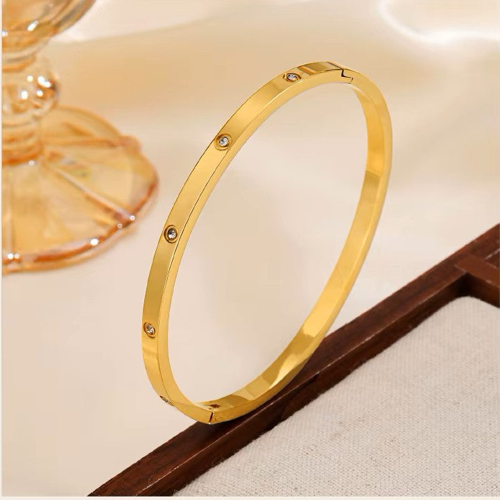 Iris 4mm Cubic Zirconia Bangle