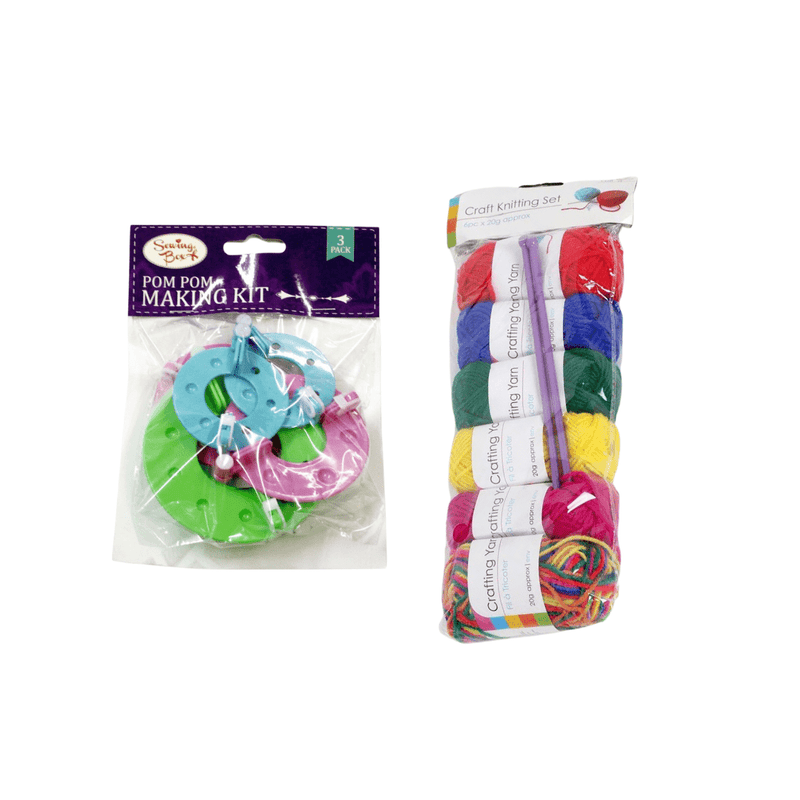 Pom Pom Maker & Yarn Set