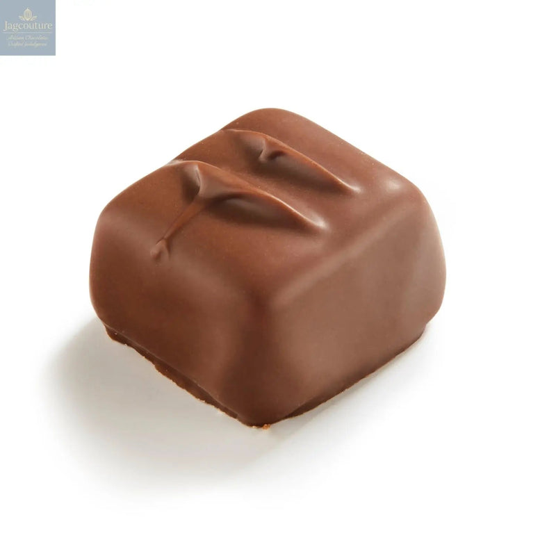 Margriet - milk chocolate covered marzipan with orange pieces 16.5g