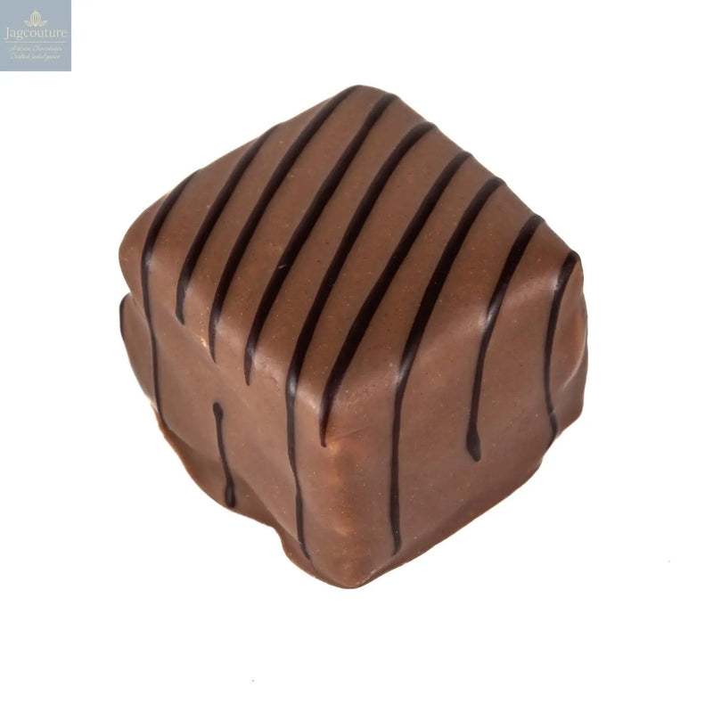 Milk Noisette - milk chocolate covered hazelnut praline with chopped hazelnut pieces 13g approx 1kg