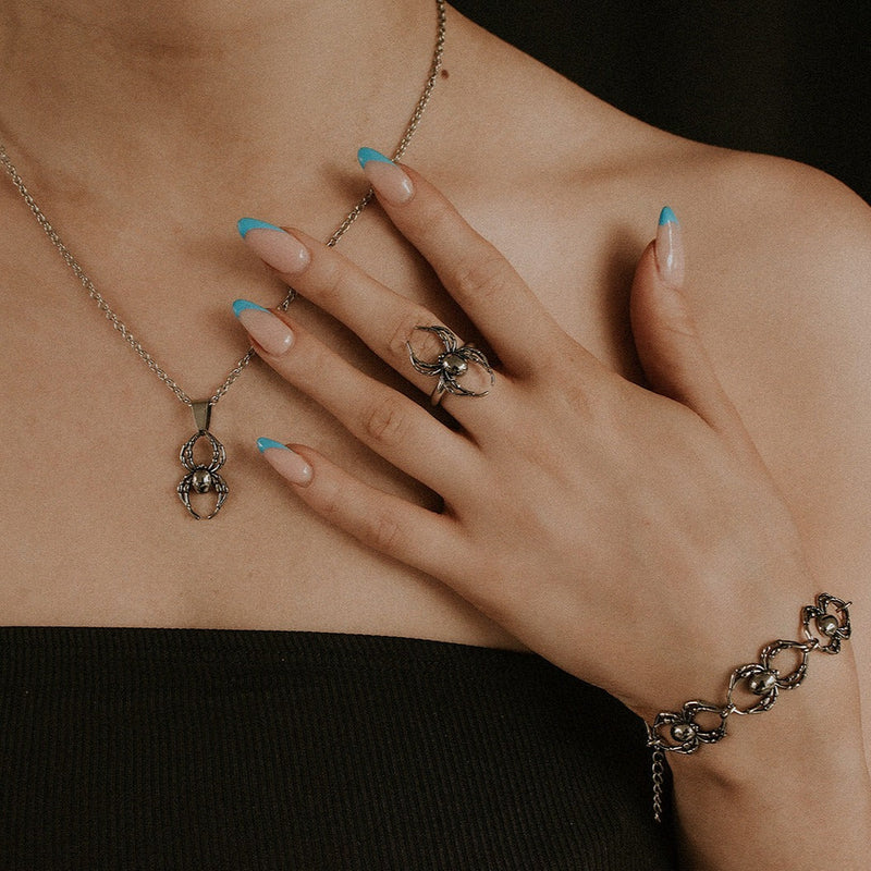 Orb Weaver Spider Ring