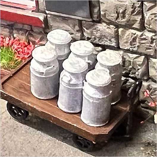OO Scale Ready to Paint Milk Churn - Style 1