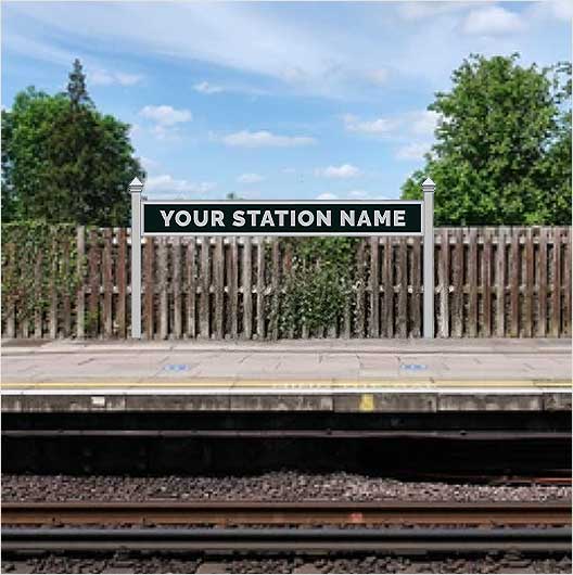 TT Scale Pre-Coloured Single-Sided Personalised Steam-Era Station Name Board - Style 1 - One Line of Text