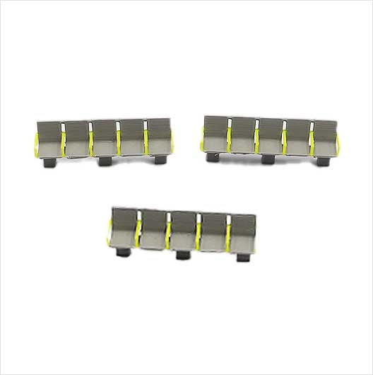 OO Scale Pre-Coloured Station Seating with Yellow Arms (Row of 5)