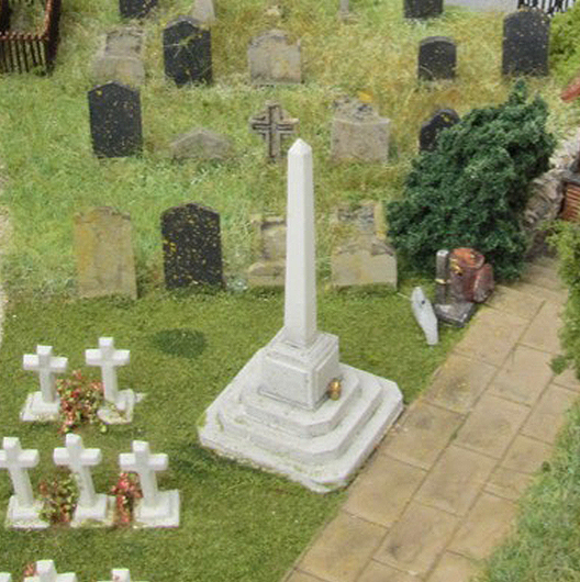 OO Scale Ready to Paint Obelisk / Memorial