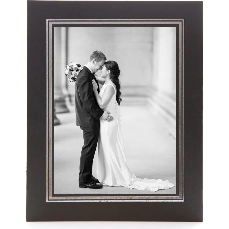 Kenro 6x4 Cardboard Strut Photo Mount – Black with Silver Border (Pack of 10)