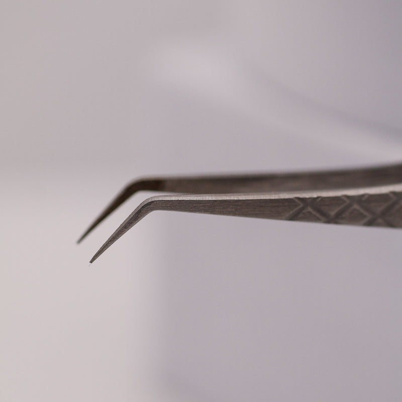 Angled Fibre Grip Volume Tweezers Silver or Pink