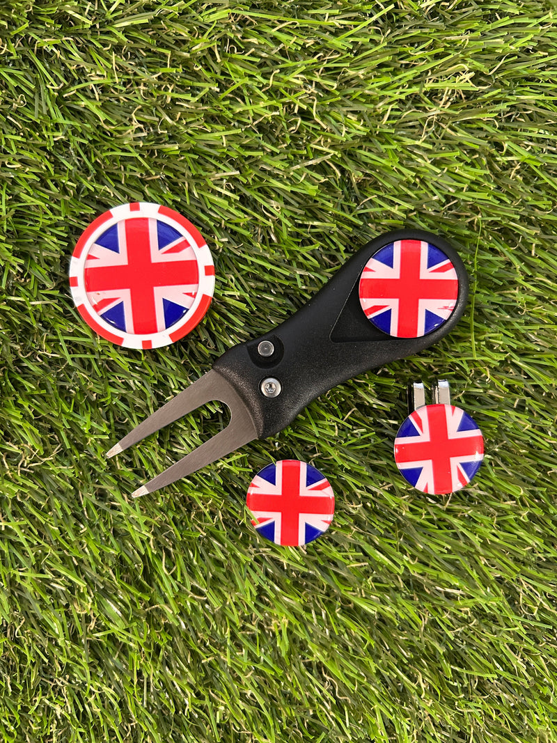 Flags of the World Plastic Pitchfork 3 Flag markers and poker chip