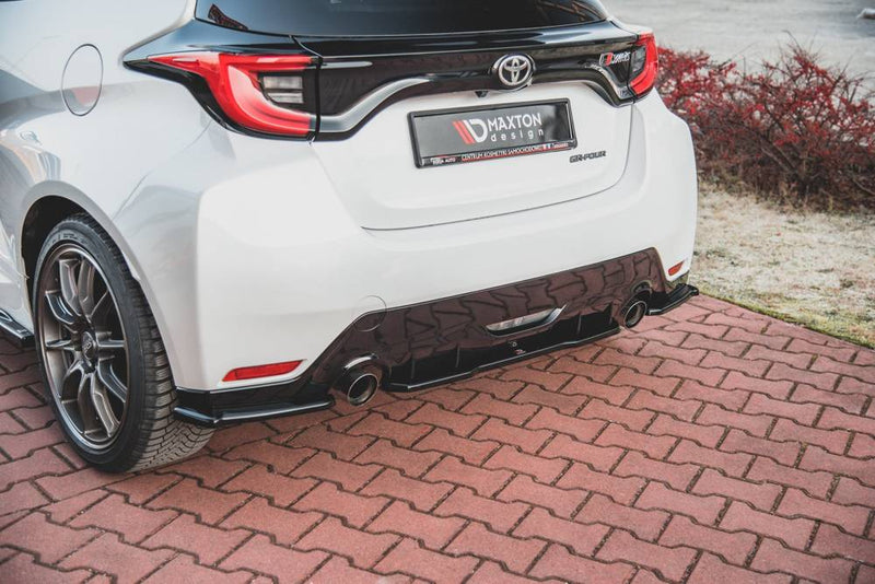 Maxton Design - CENTRAL REAR SPLITTER TOYOTA GR YARIS MK4