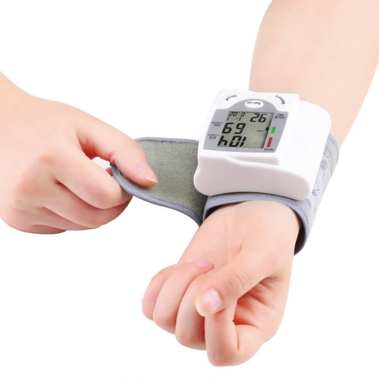 CK-101S Full Automatic Wrist Blood Pressure Monitor