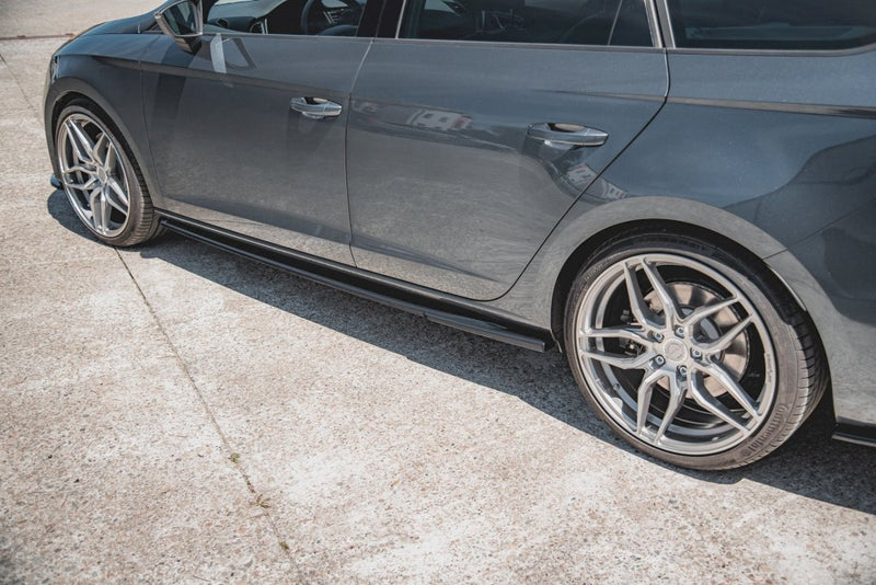 Maxton Design - SIDE SKIRTS SPLITTERS V5 SEAT LEON CUPRA/ FR MK3 FACELIFT (2017-2019)