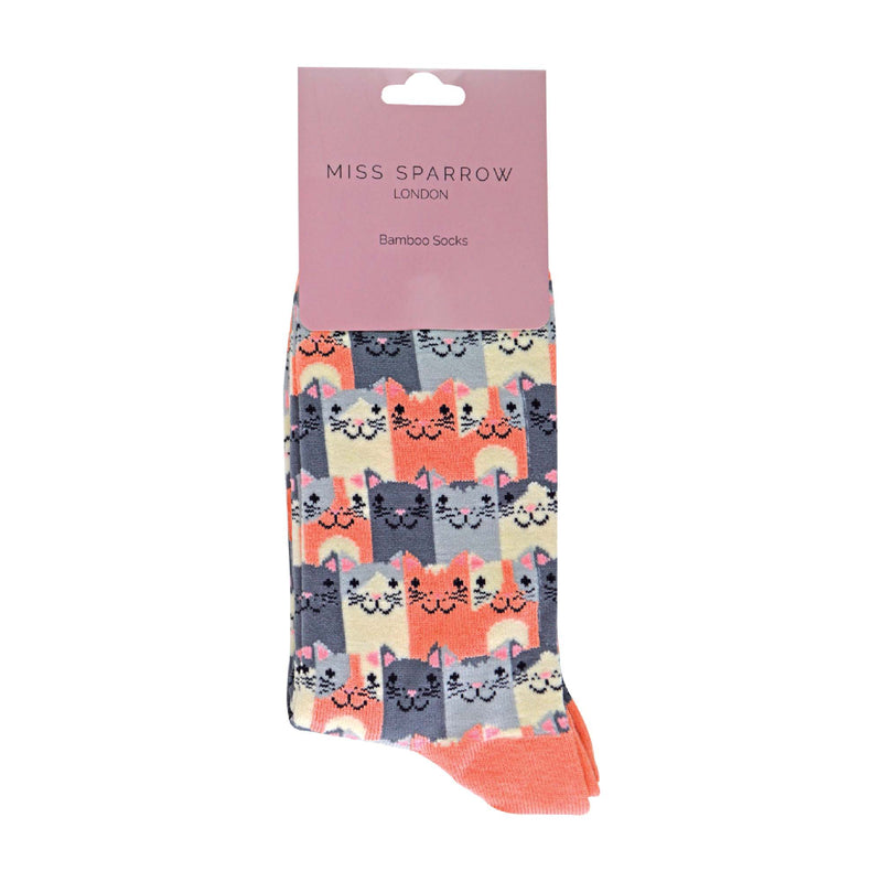 1 Pack Ladies Novelty Dusky Pink Happy Cat Bamboo Socks