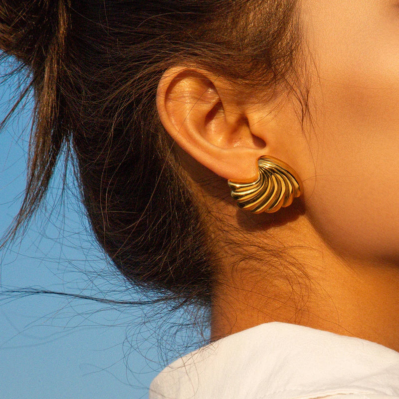 Vintage Stainless Steel Gold Plated Texture Snail Conch Shell Earrings for Women CZ Zircon Starfish Earring Beach Jewelry Gifts