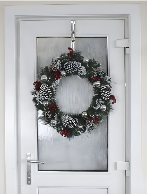 Snow Dusted Christmas Wreath 50cm