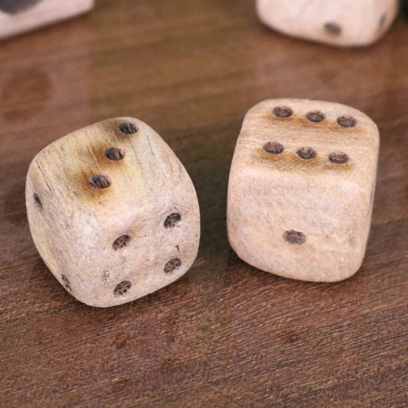 Selora Wooden Dice Set with Holder