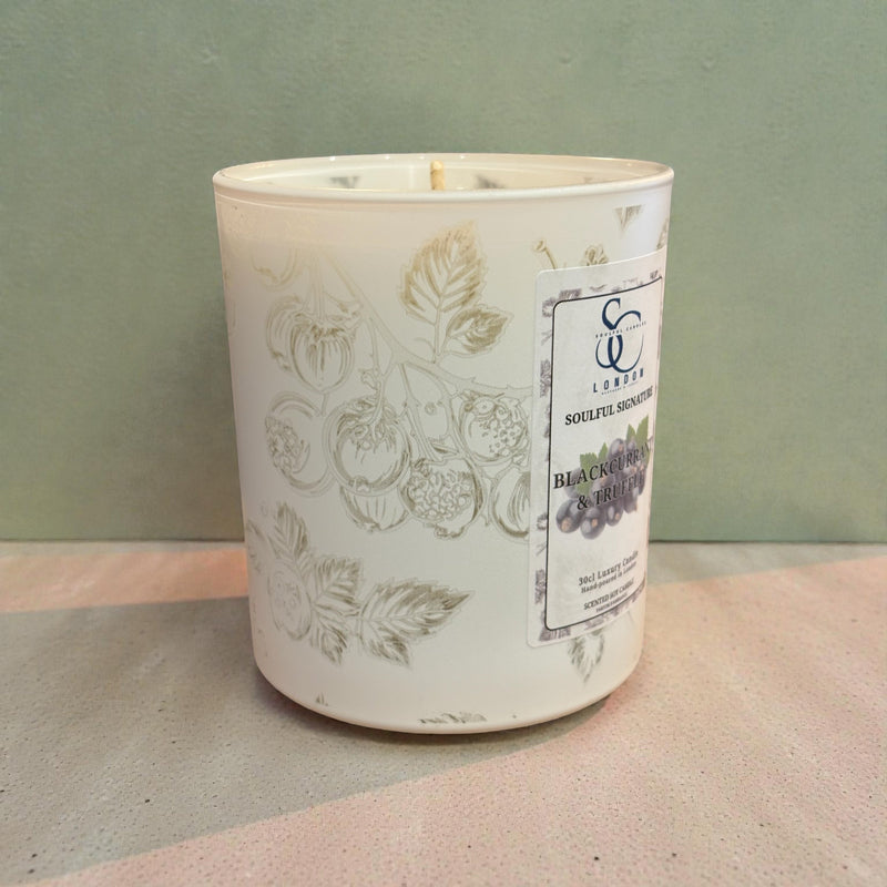 Blackcurrant & Truffle – Luxury Soy Candle (30cl)