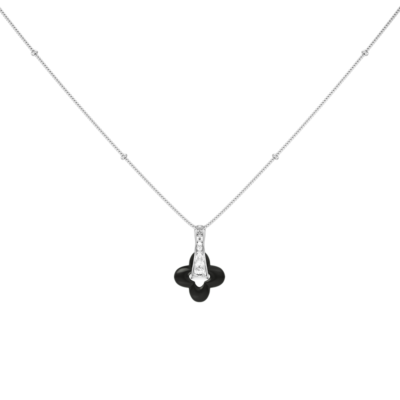 Silver Clover Necklace