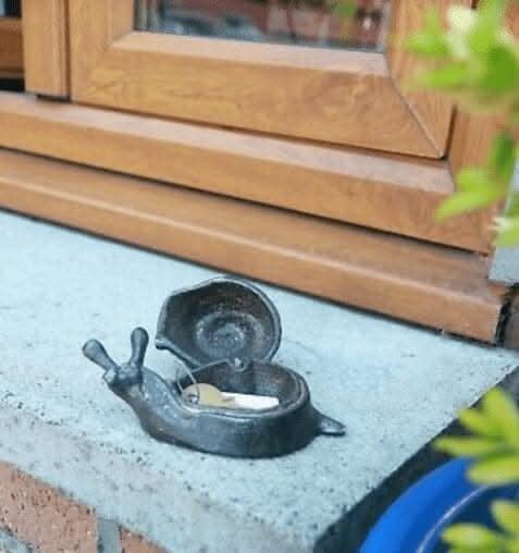 Spare Key Storage - Snail