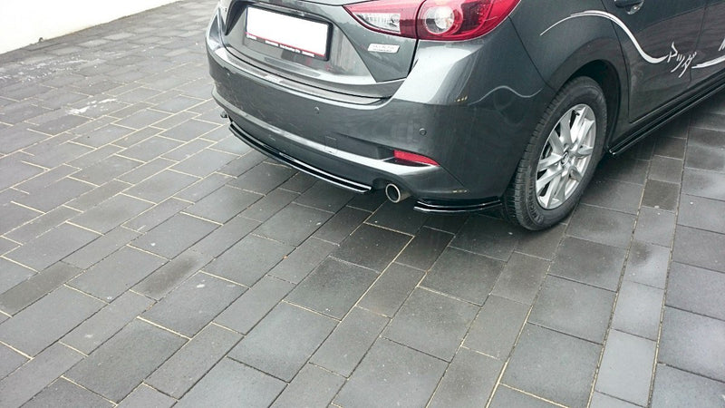 Maxton Design - CENTRAL REAR SPLITTER MAZDA 3 MK3 FACELIFT (2017-UP) (WITHOUT VERTICAL BARS)