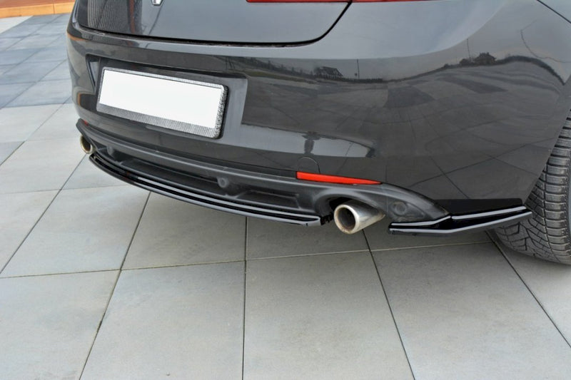 Maxton Design - CENTRAL REAR SPLITTER RENAULT LAGUNA MK 3 COUPE (2008-2015)
