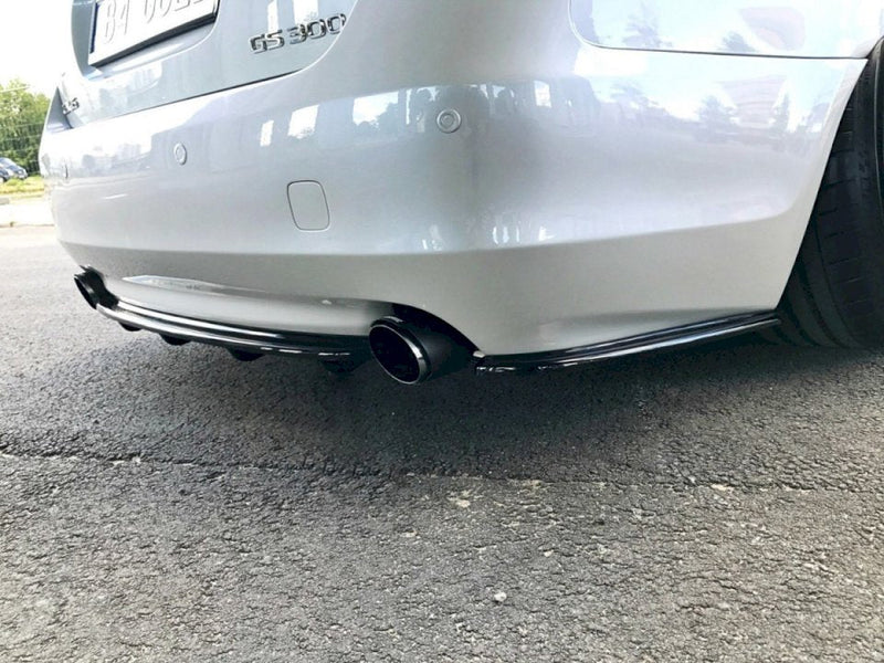 Maxton Design - CENTRAL REAR SPLITTER LEXUS GS 300 MK3 FACELIFT (WITH VERTICAL BARS)