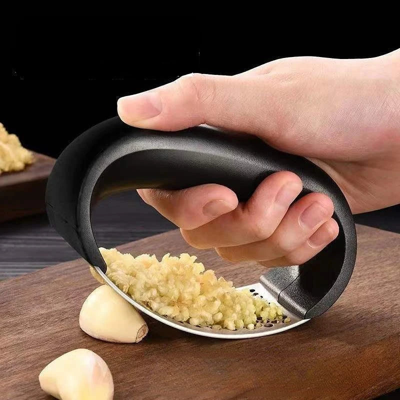 Stainless Steel Garlic Press Crusher - Heavy-Duty Garlic Mincer & Chopper Tool for Kitchen, Fruits & Vegetables