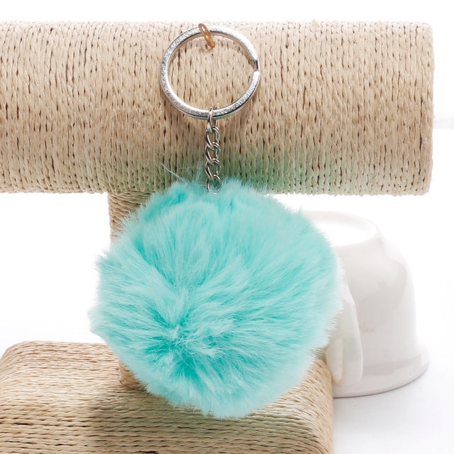 Simple Key Chain Fur Ball Pompon Keychain Pompom Artificial Rabbit Fur Animal Keychains for Woman Car Bag Key Rings