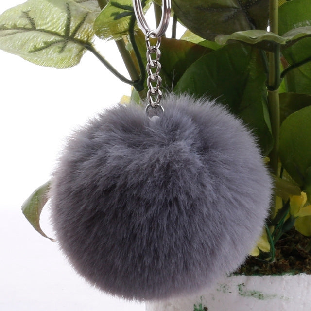 Simple Key Chain Fur Ball Pompon Keychain Pompom Artificial Rabbit Fur Animal Keychains for Woman Car Bag Key Rings