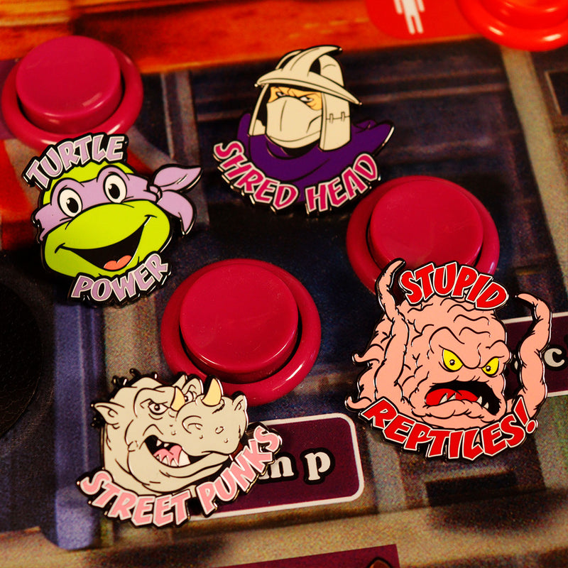 Teenage Mutant Ninja Turtles Mystery Pin Badge
