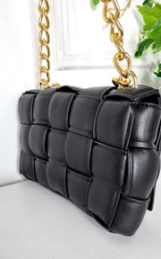 ikrush-charlotte-faux-leather-woven-bag-with-chain-strap-1644412578529496-03.jpg