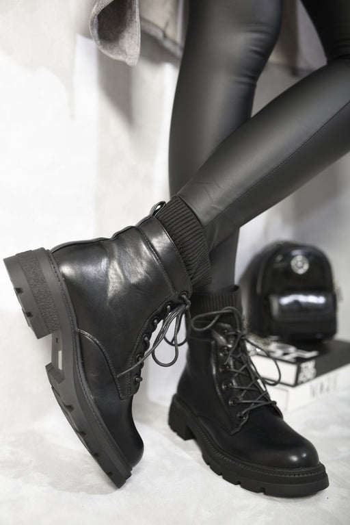 ikrush-lilia-platform-lace-up-ankle-boots-1727893993540215_wqd0-a5.jpg